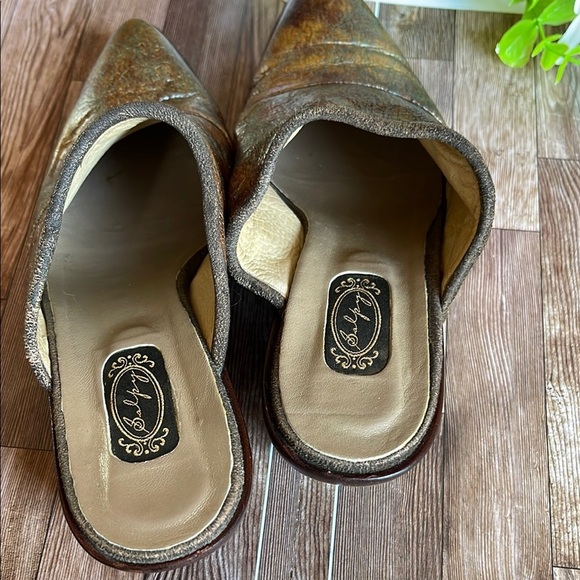 Brown Distressed Leather Slip-On Loafers - Picture 4 of 10